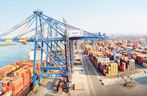 新宝体育顺利完成新加坡大士码头第二批4台双小车岸桥的振动监测系统调试工作